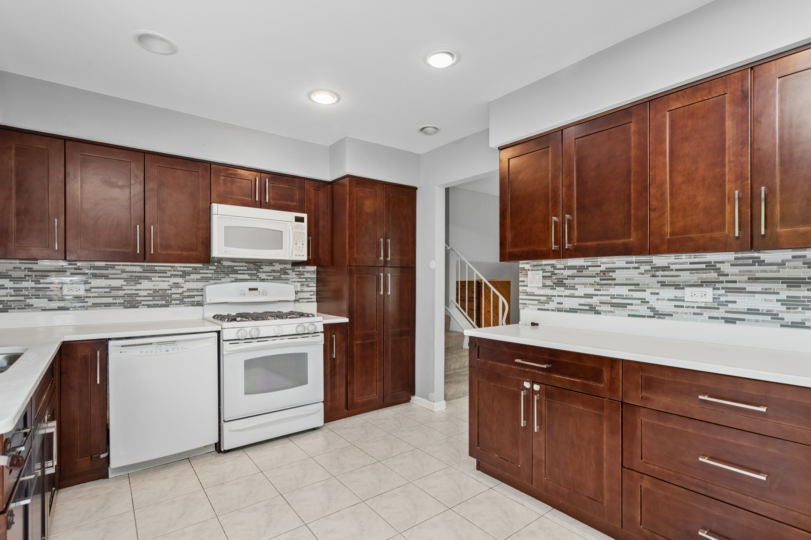 2214 Hamilton Lane