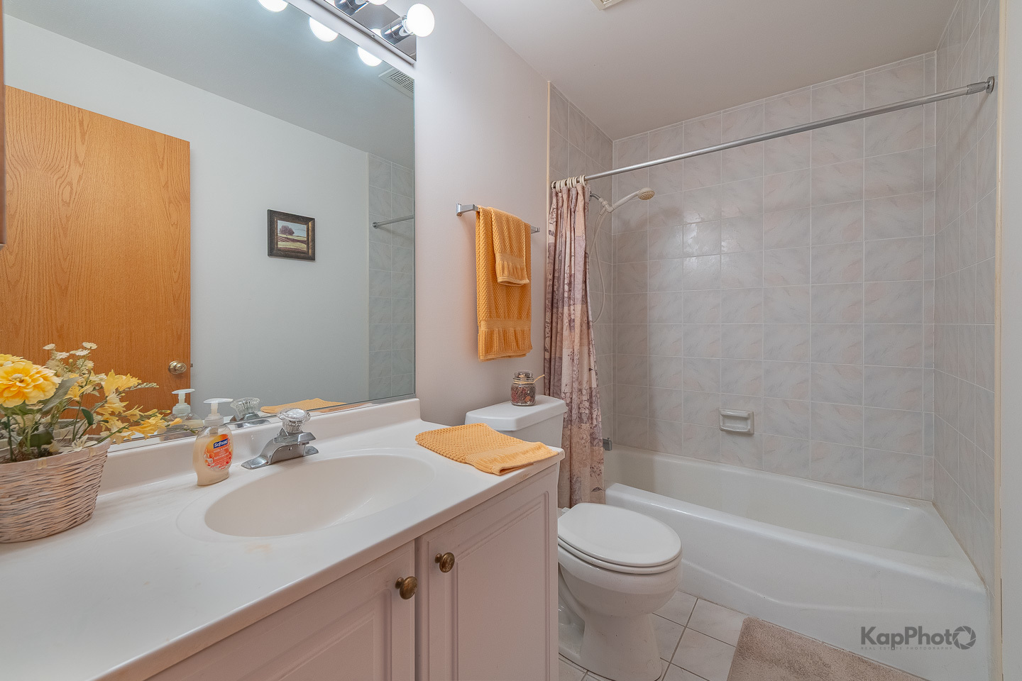 3001 N Oriole Avenue Unit: 301