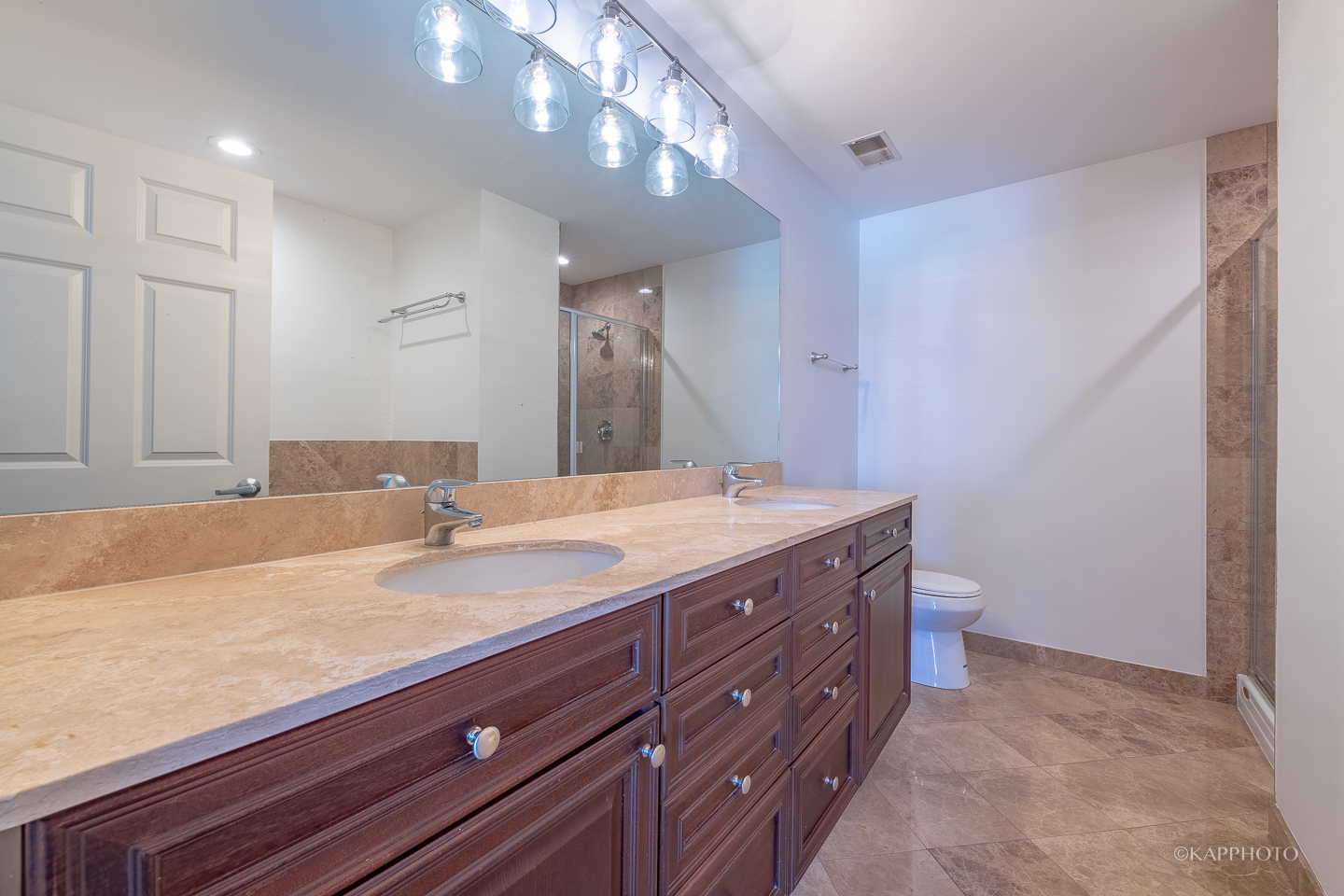 520 N Halsted Street Unit: 516