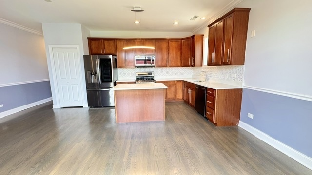 5642 N Broadway Street Unit: 3N