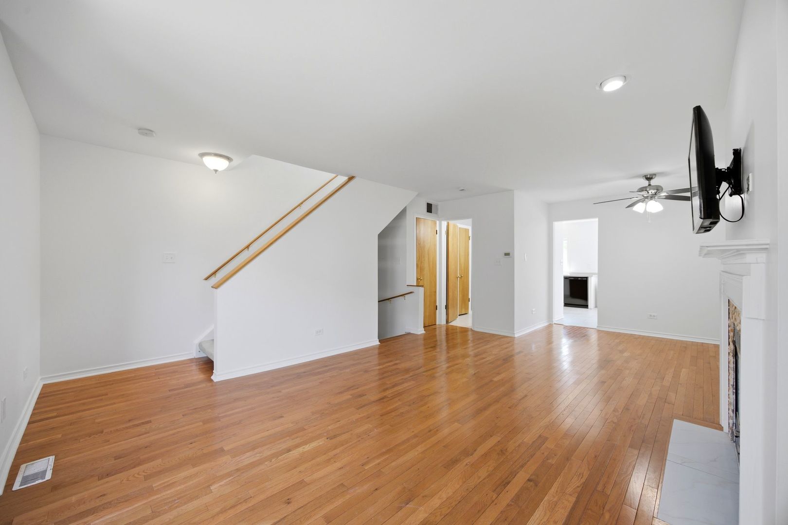 7226 Washington Street Unit: A