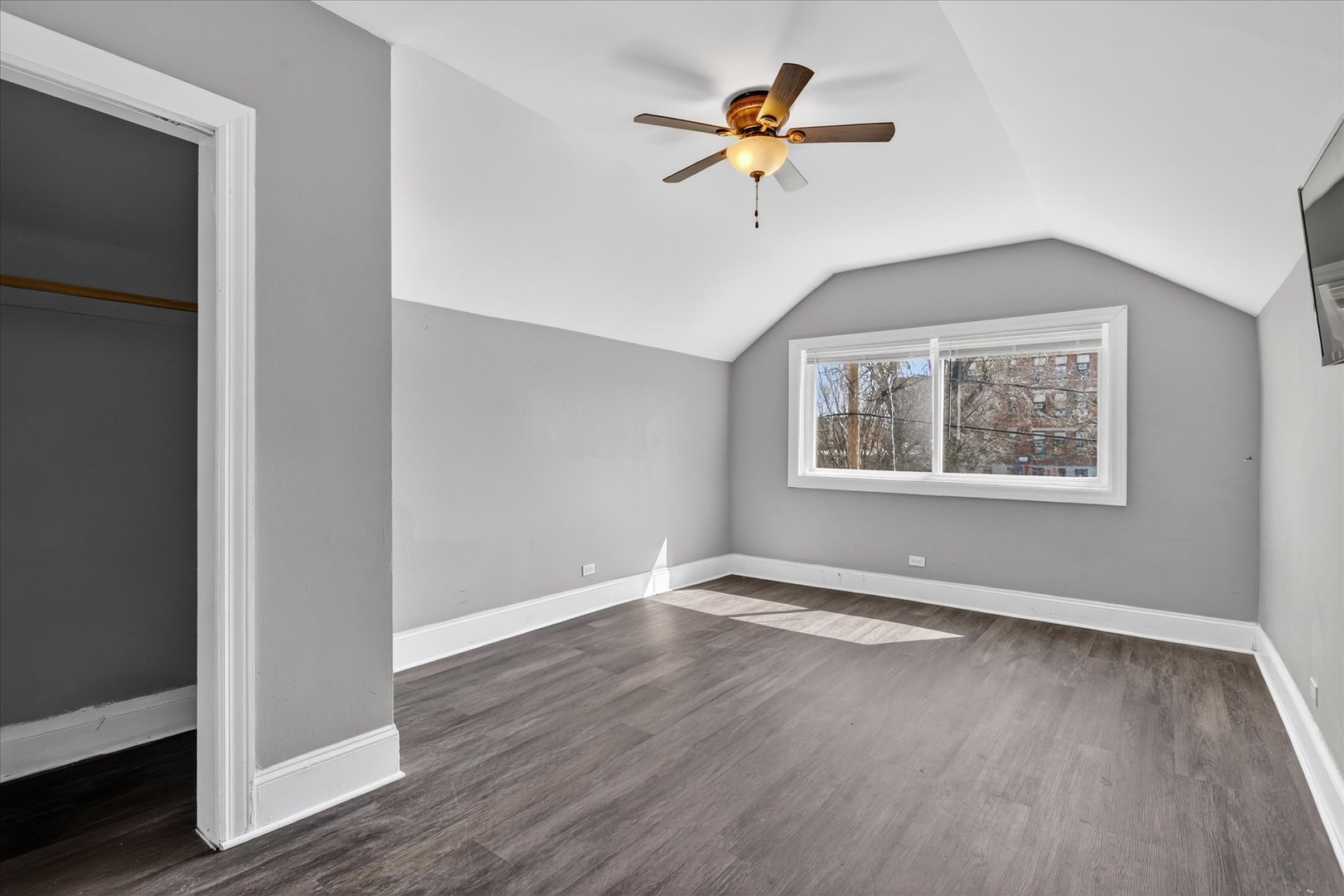 1 E 114th Street