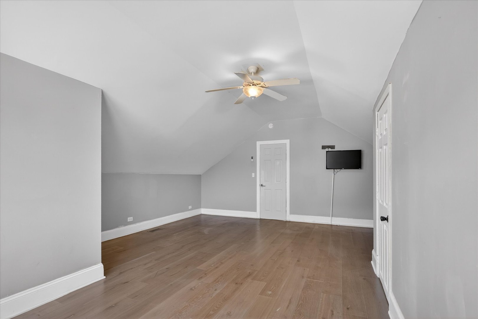 1 E 114th Street
