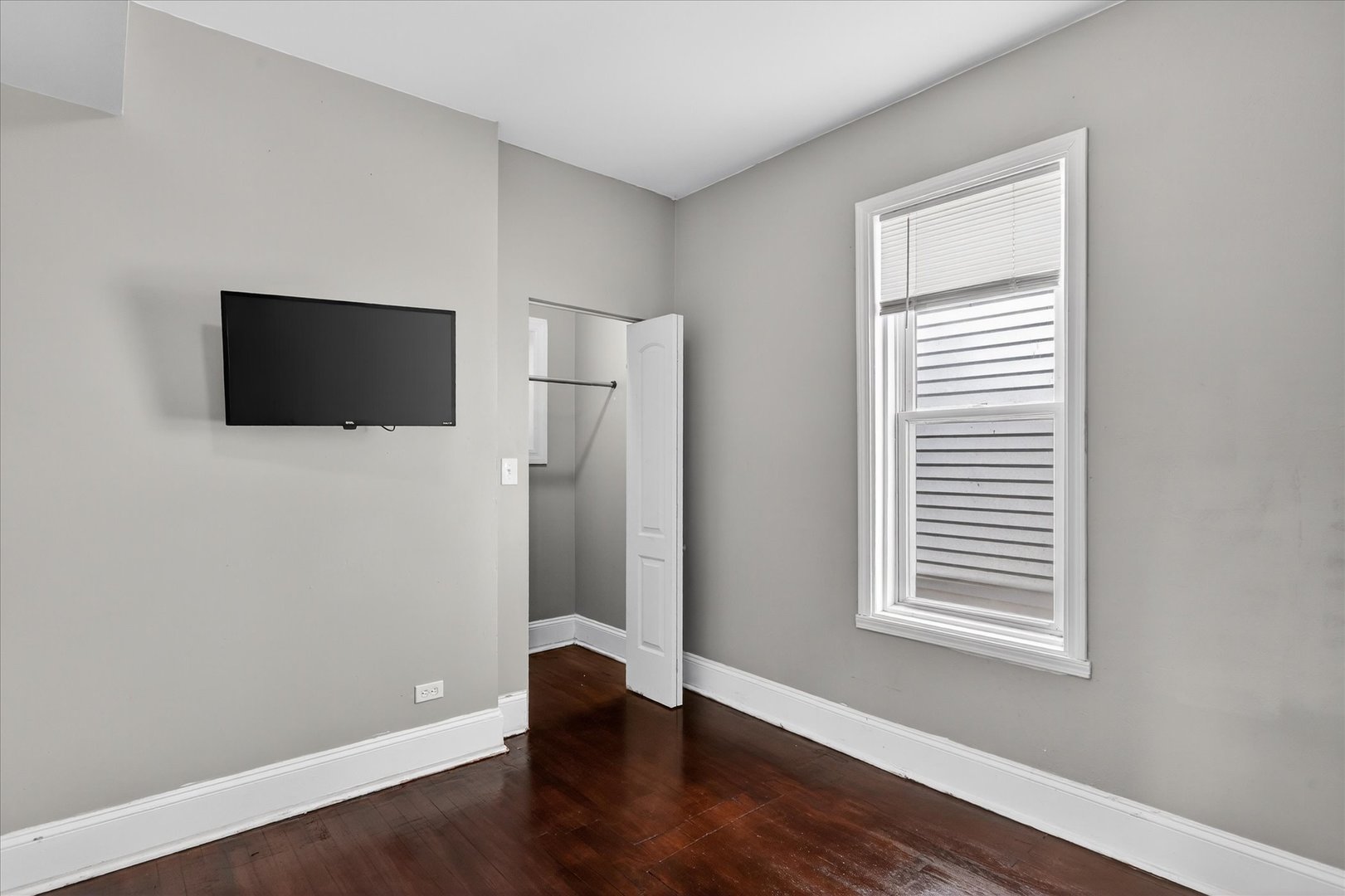 1 E 114th Street