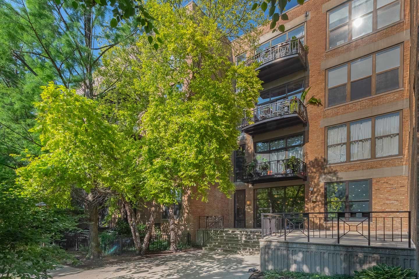 1330 W MONROE Street Unit: 108