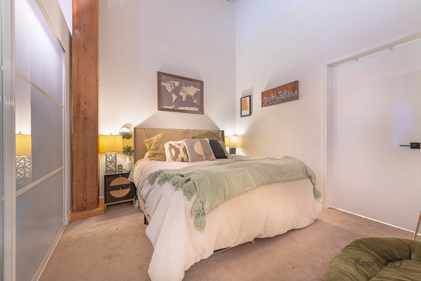 1330 W MONROE Street Unit: 108
