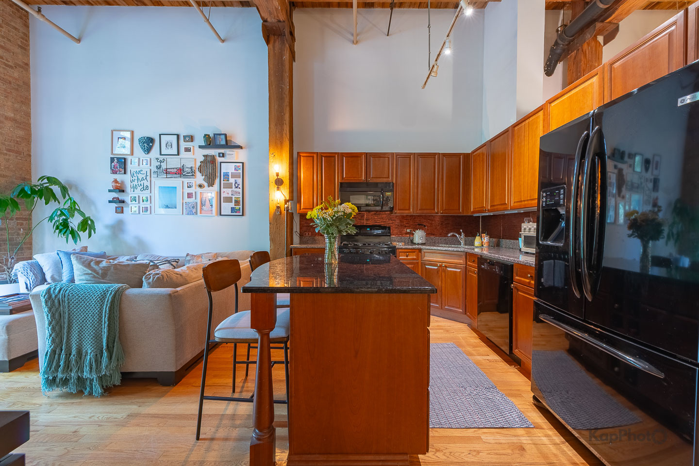 1330 W MONROE Street Unit: 108