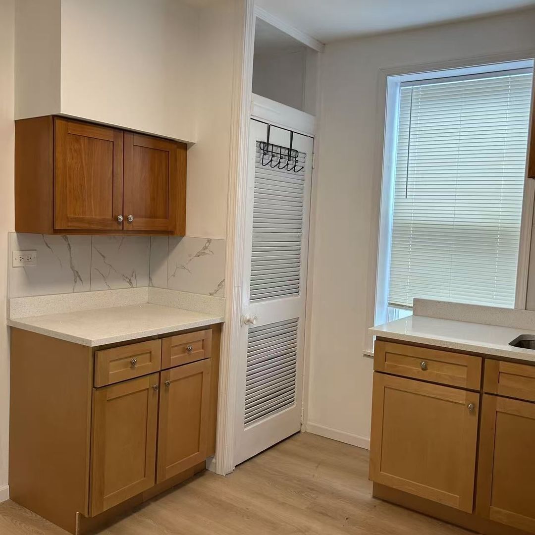 3429 S Wallace Street Unit: 2