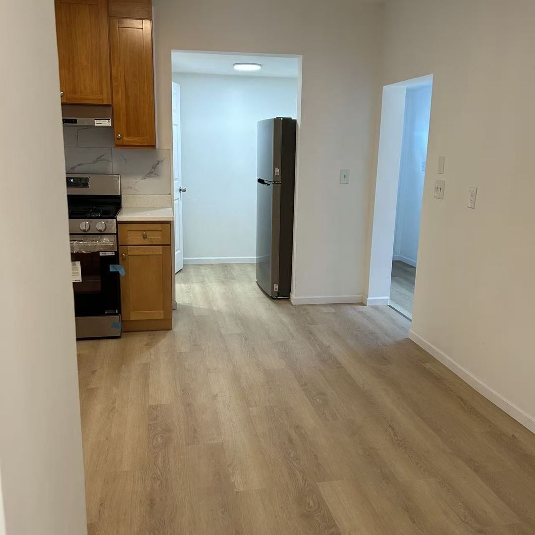 3429 S Wallace Street Unit: 2