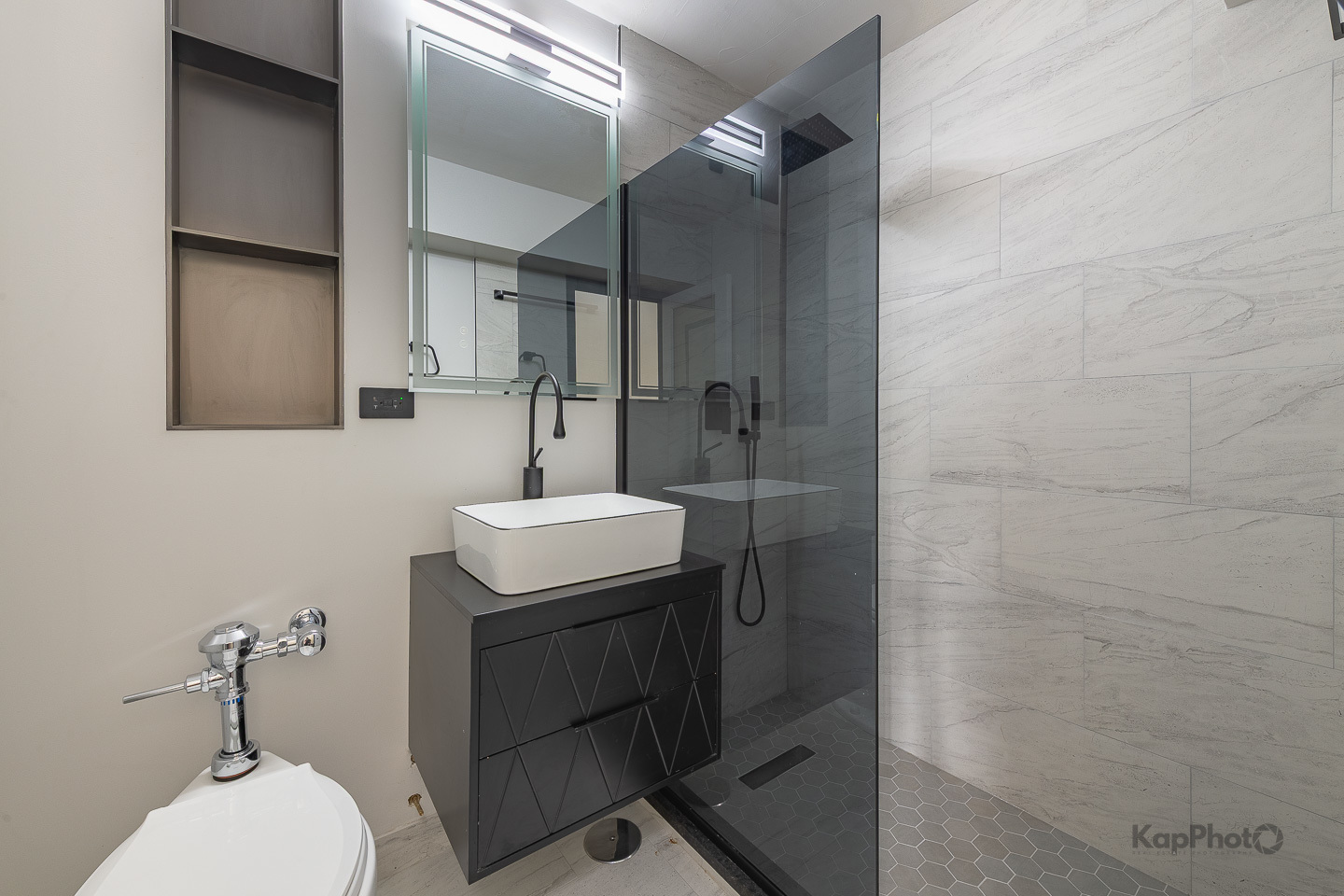 7337 S South Shore Drive Unit: 1231