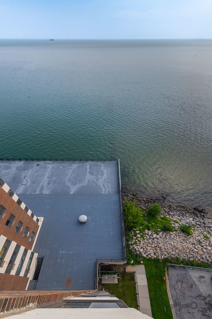 7337 S South Shore Drive Unit: 1231
