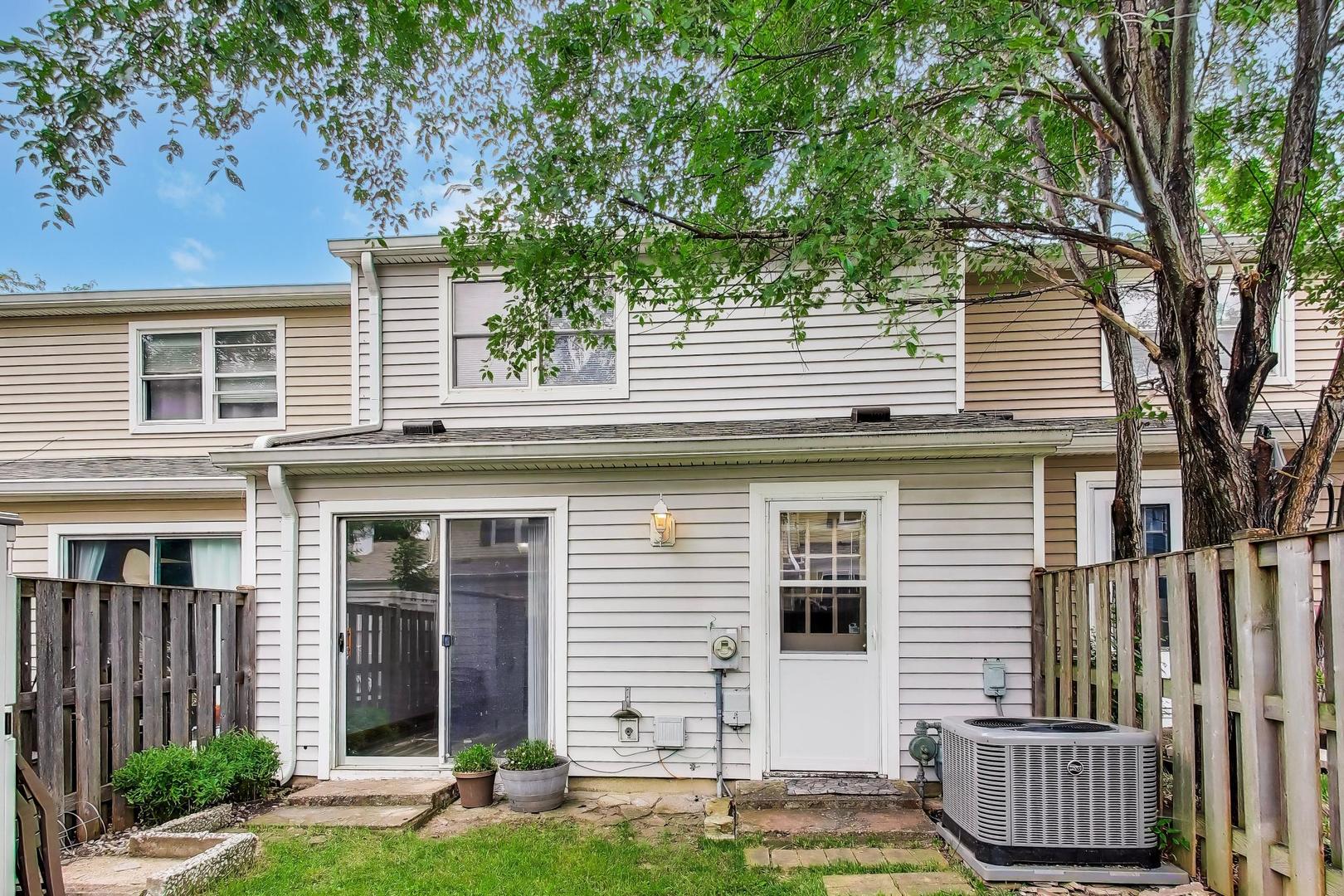 816 Mansfield Court