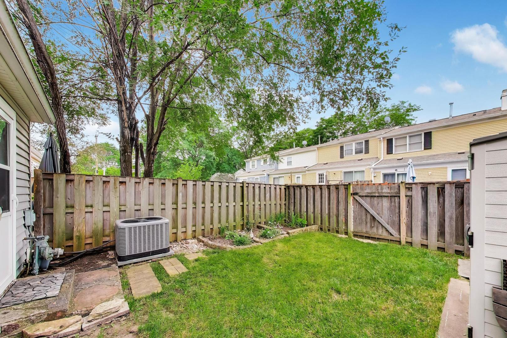 816 Mansfield Court