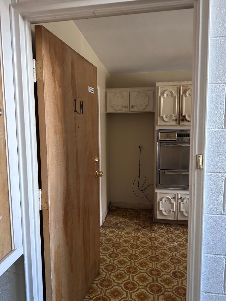 2612 Central Drive Unit: 1N