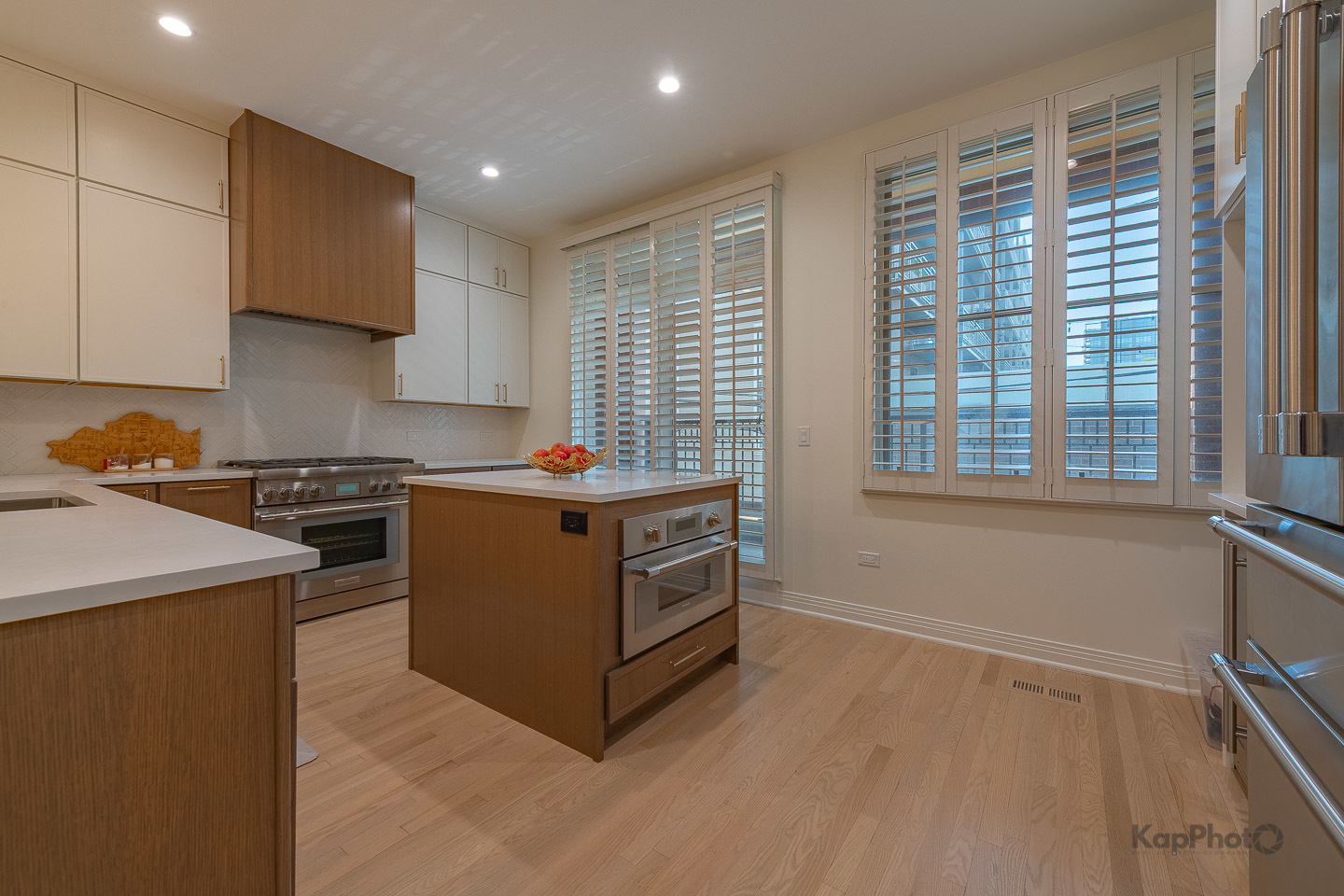 1117 W Monroe Street Unit: 8