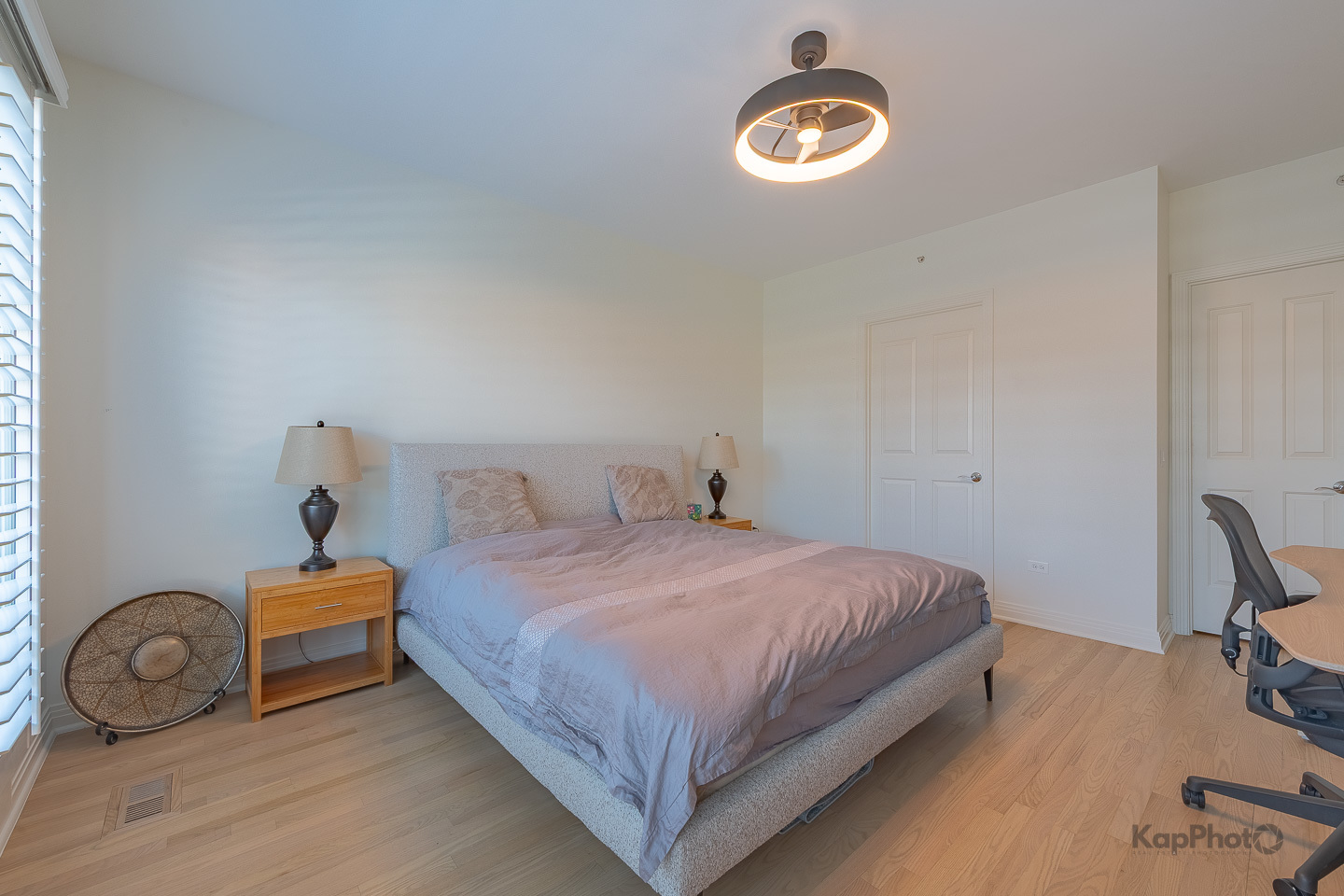 1117 W Monroe Street Unit: 8
