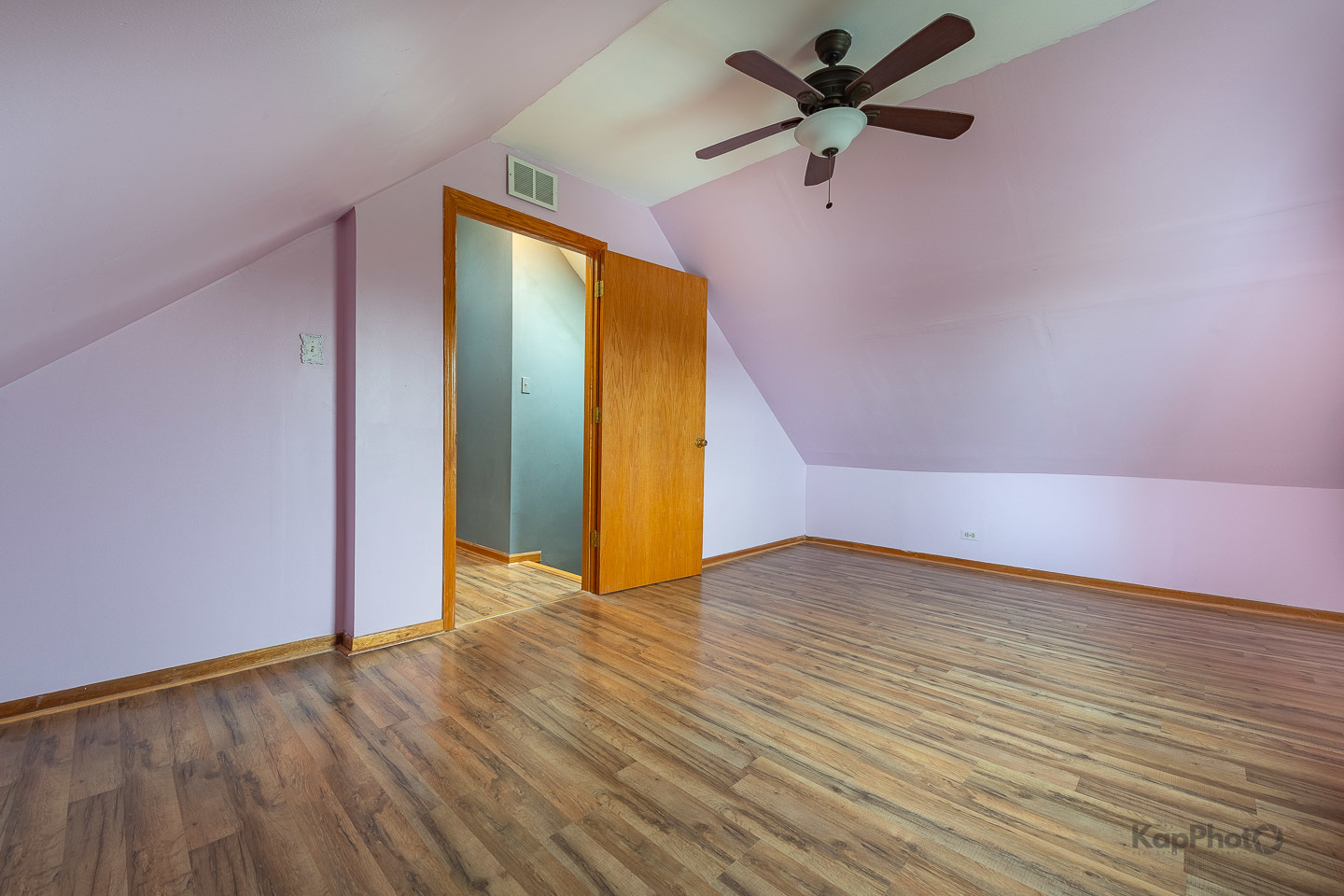 3933 W 69th Place