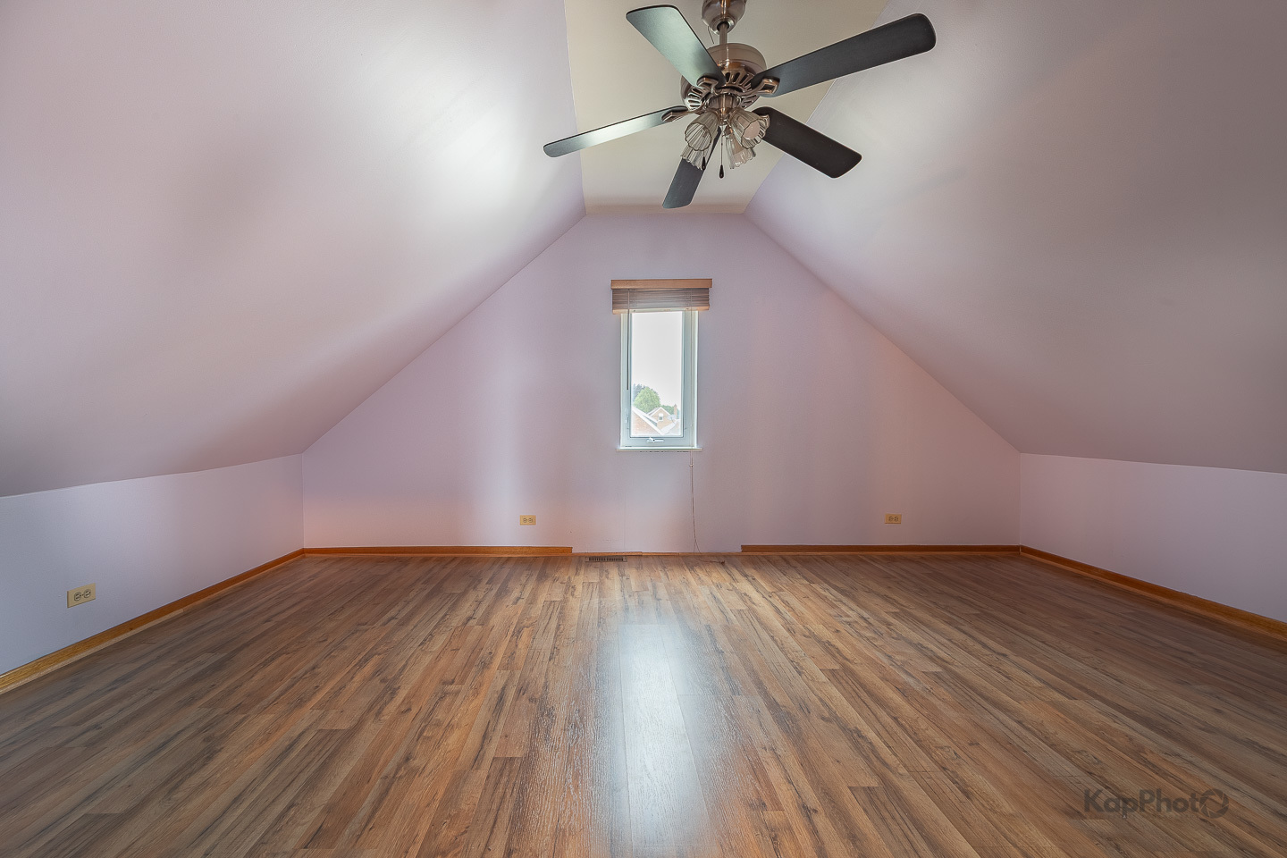 3933 W 69th Place