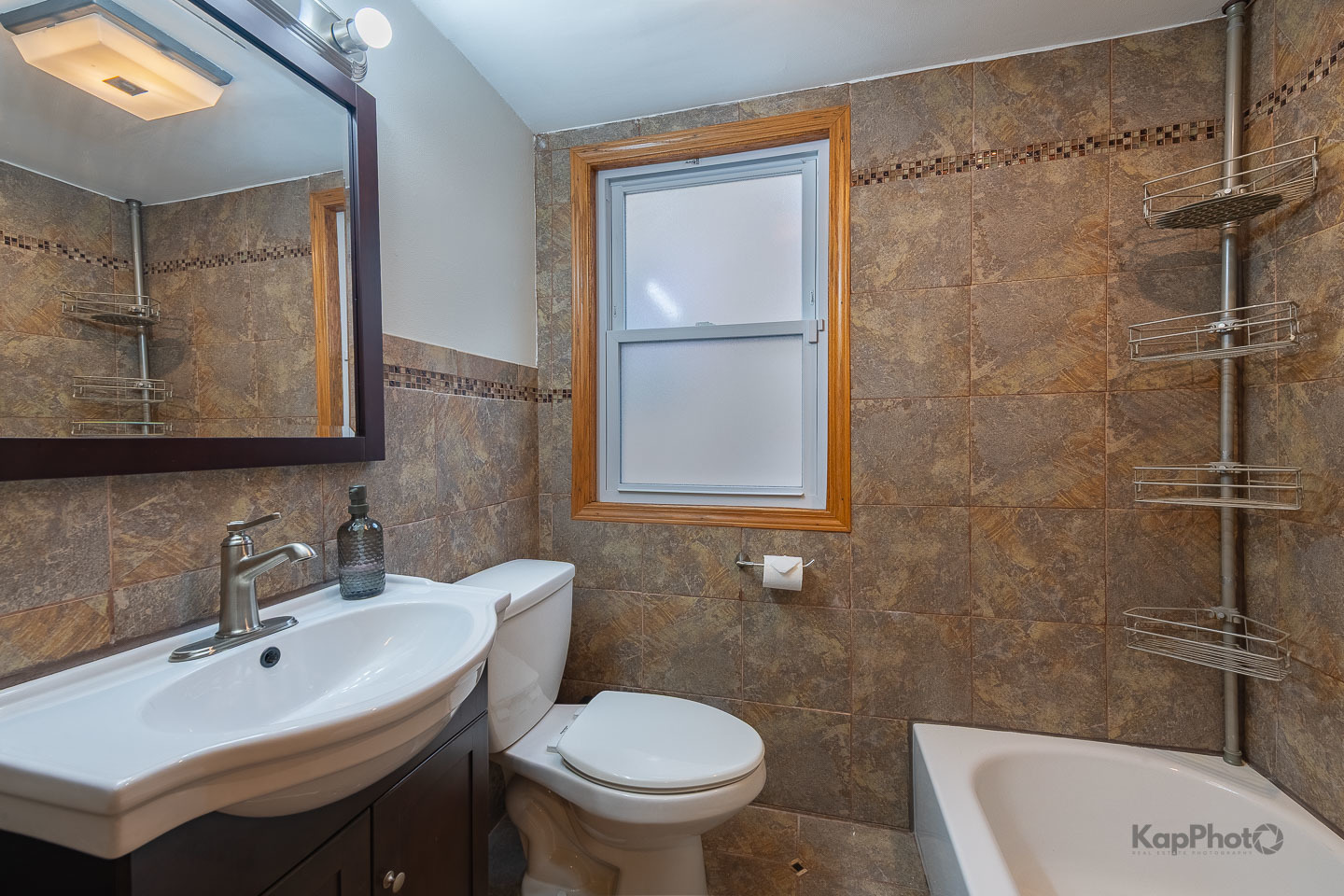 3933 W 69th Place