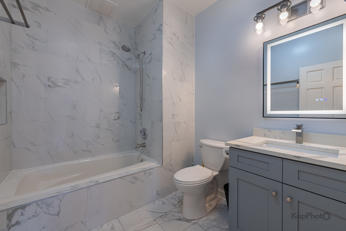 2841 S Wells Street Unit: 1W