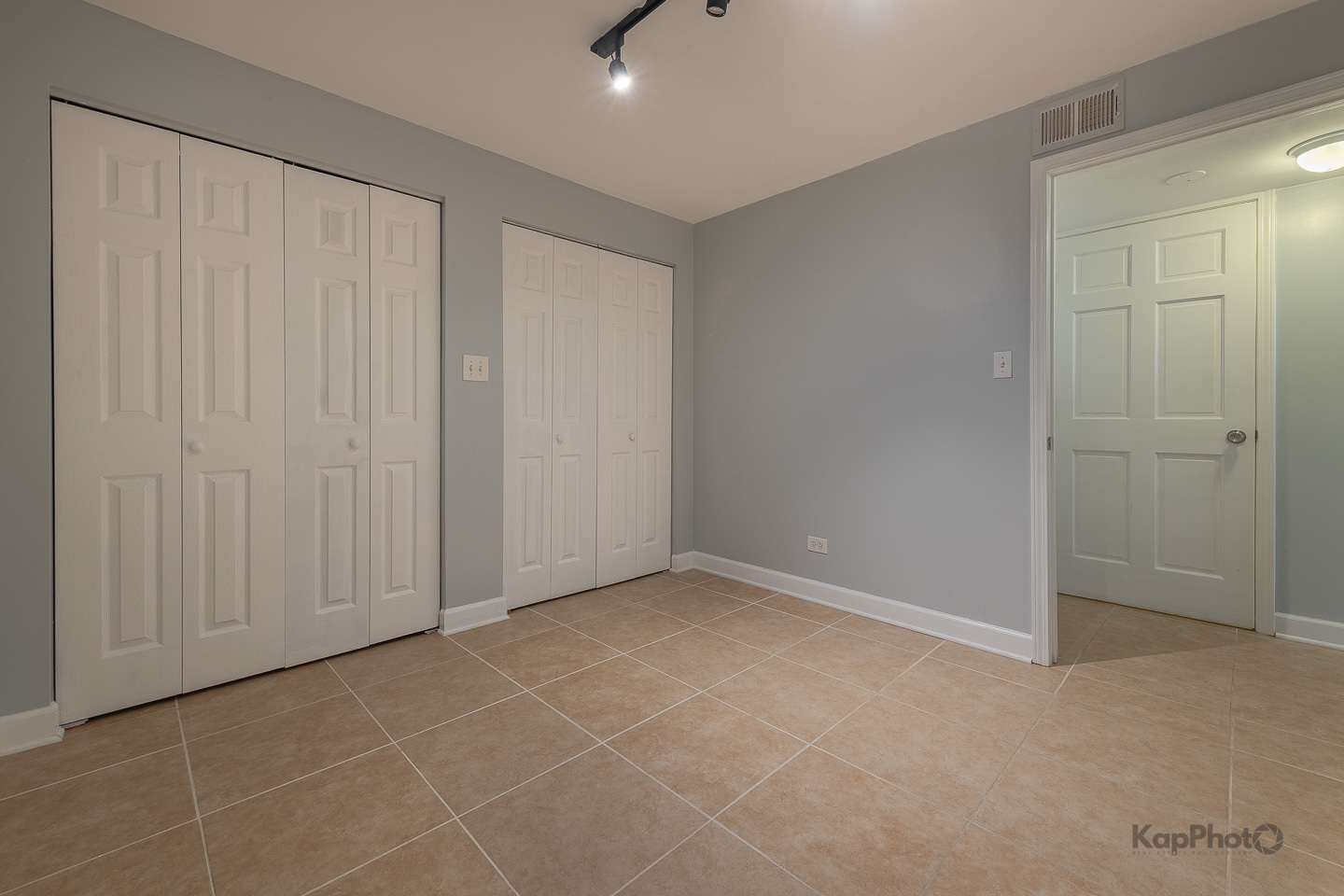 2841 S Wells Street Unit: 1W