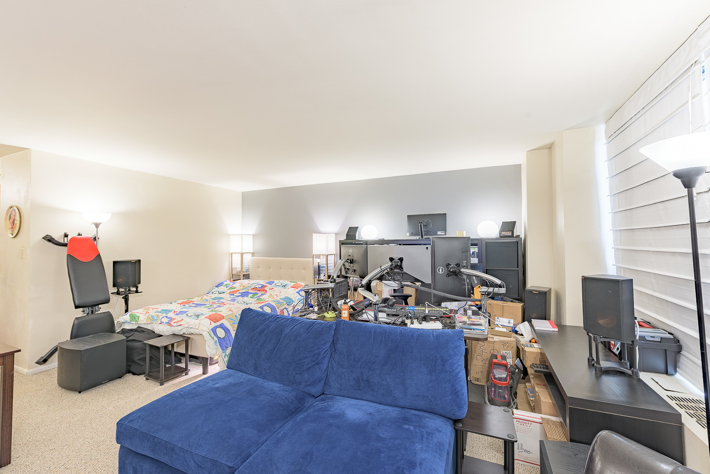 777 N Michigan Avenue Unit: 2406