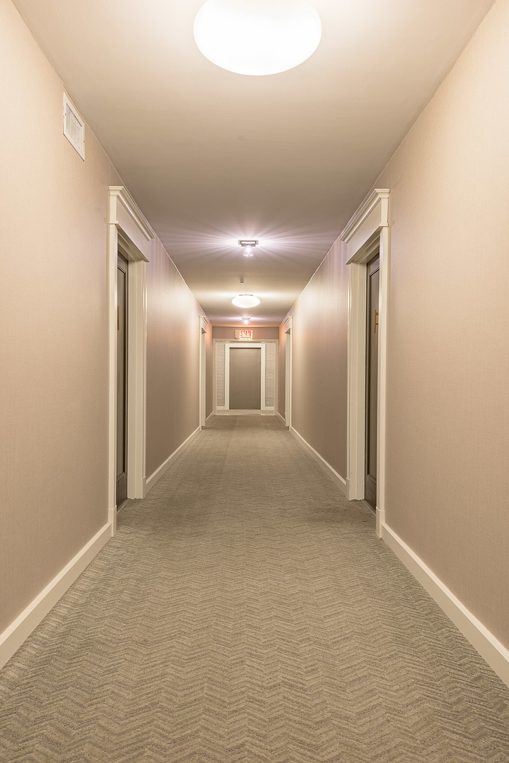 777 N Michigan Avenue Unit: 2406