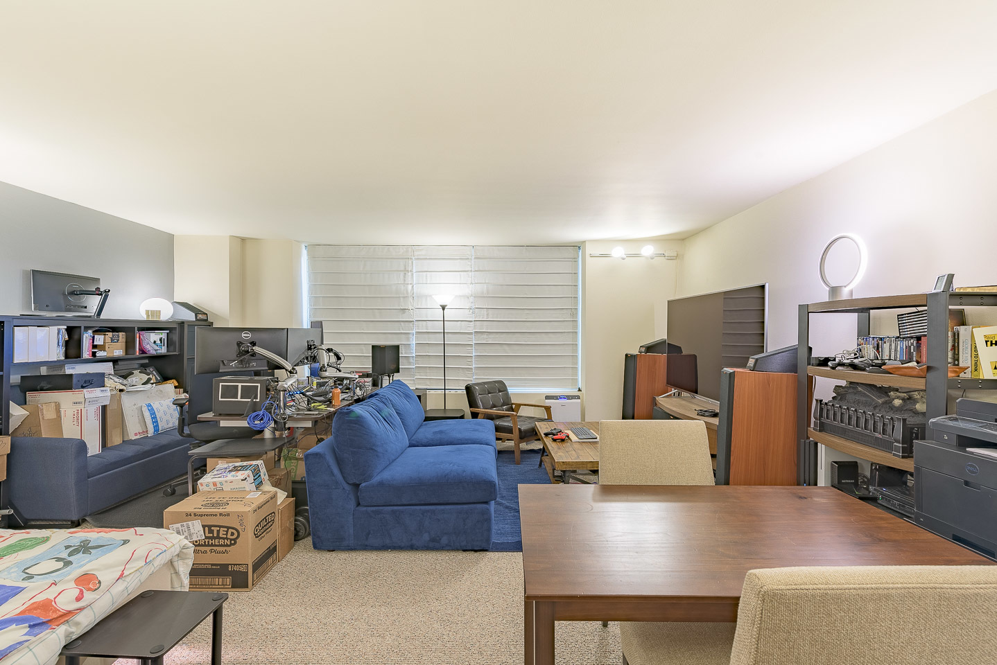 777 N Michigan Avenue Unit: 2406