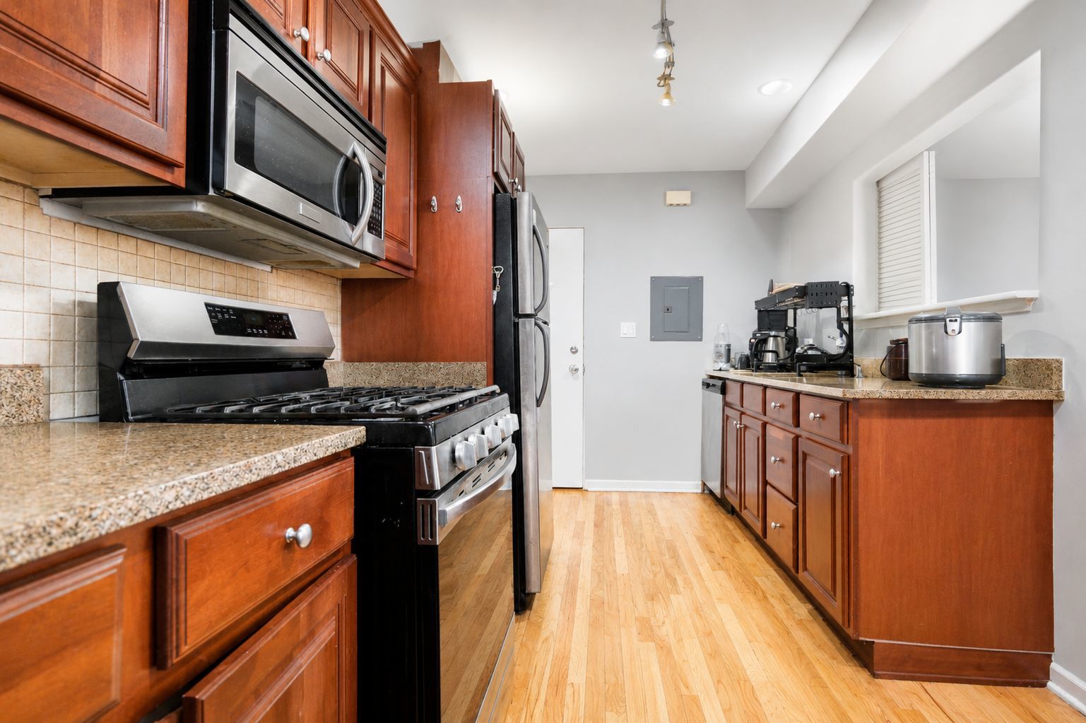 127 Callan Avenue Unit: 1