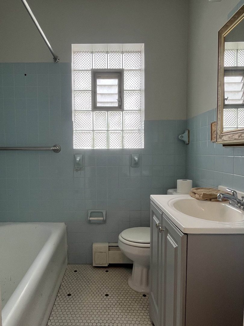 5135 S Kenwood Avenue Unit: 507
