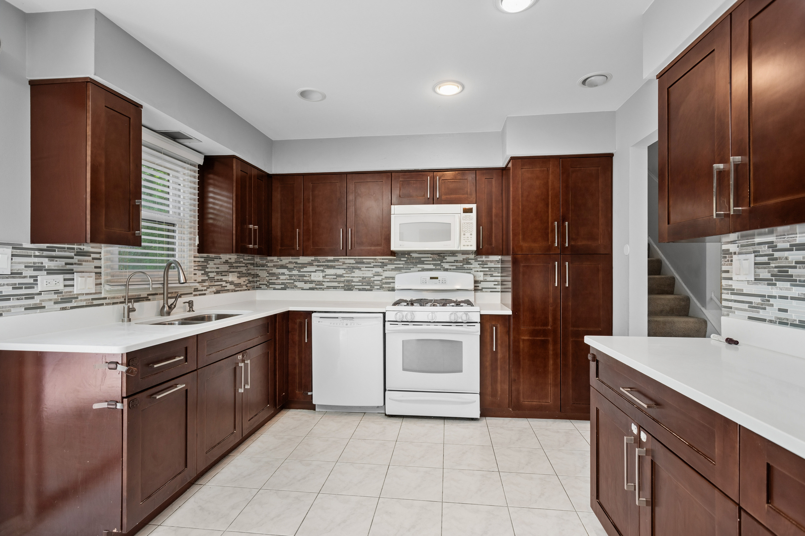 2214 Hamilton Lane