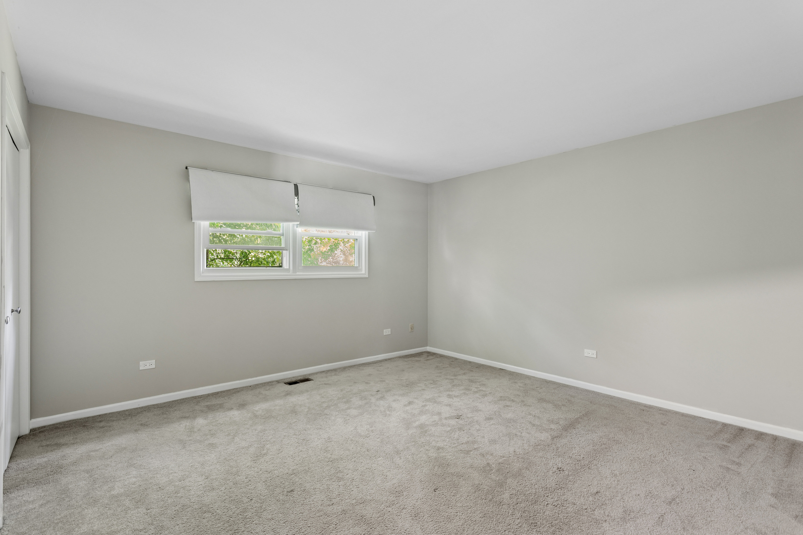2214 Hamilton Lane