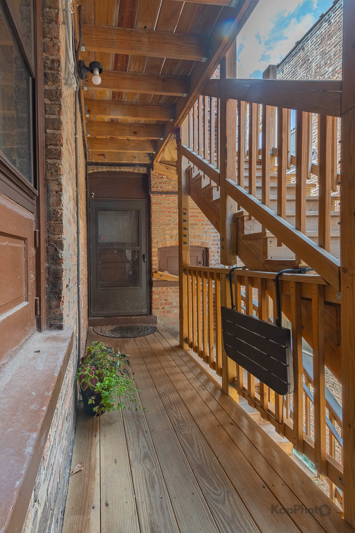 850 Washington Boulevard Unit: 2