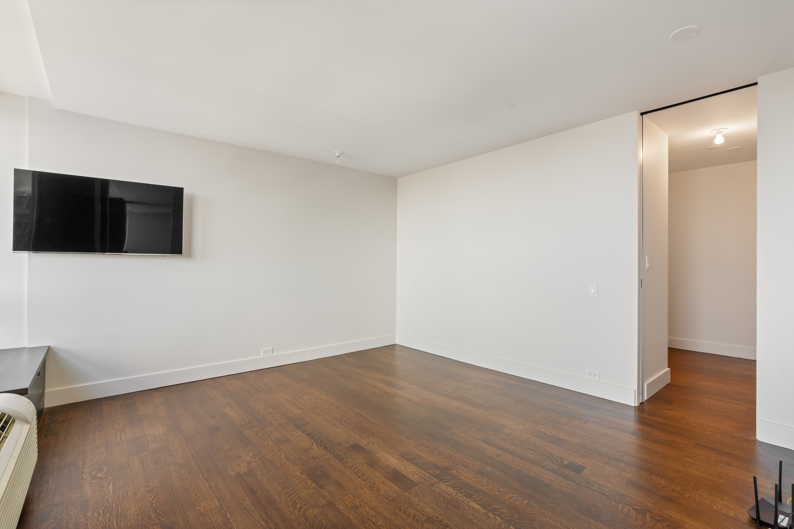 50 E BELLEVUE Place Unit: 2601