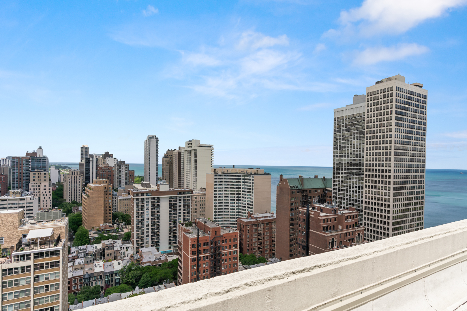50 E BELLEVUE Place Unit: 2601