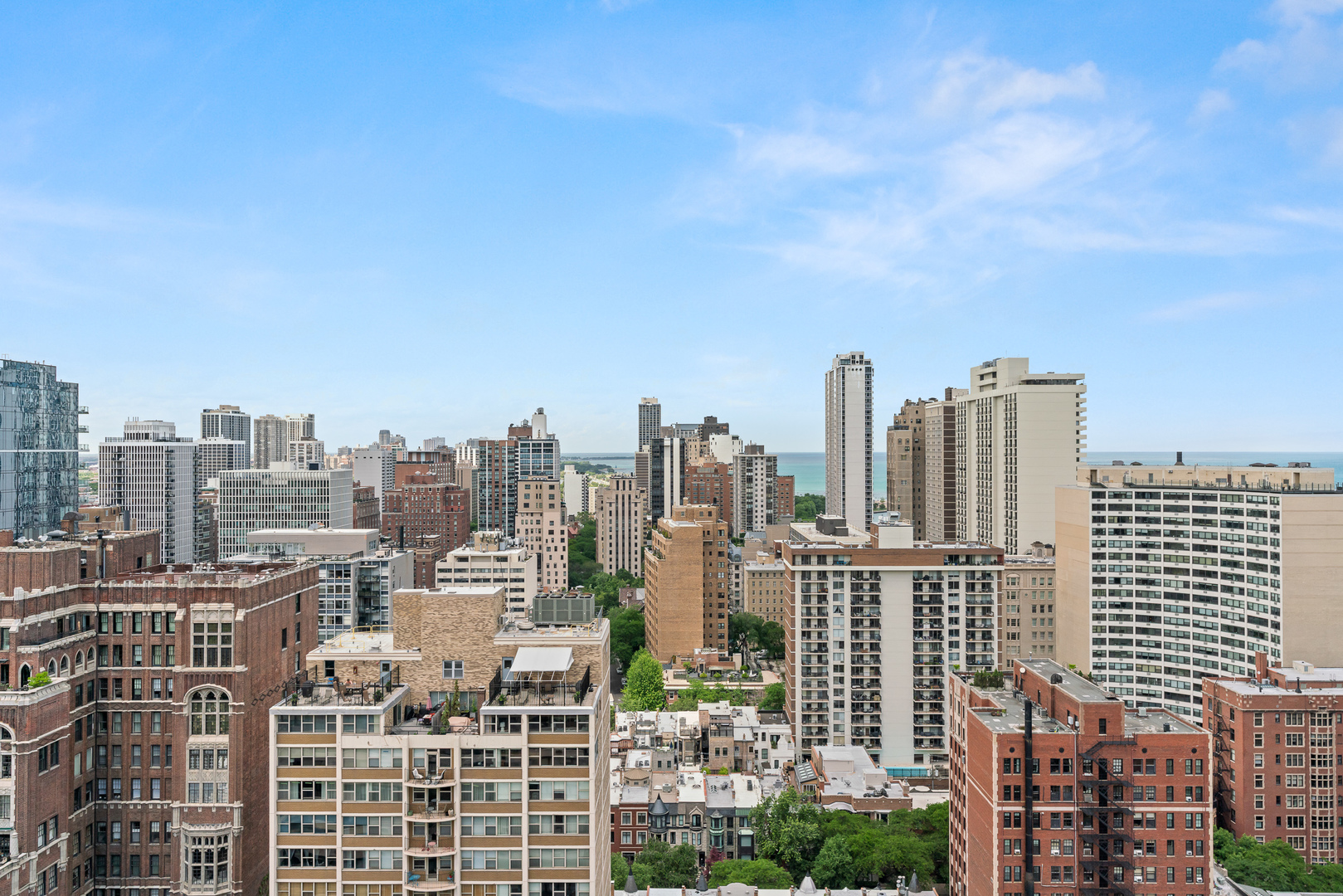 50 E BELLEVUE Place Unit: 2601