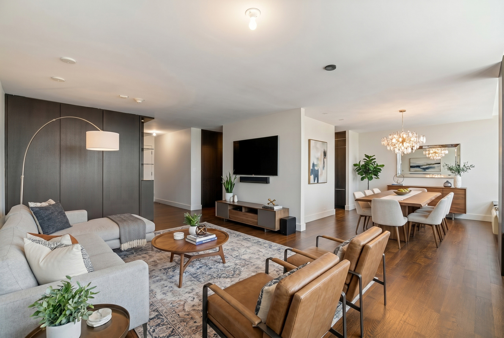 50 E BELLEVUE Place Unit: 2601