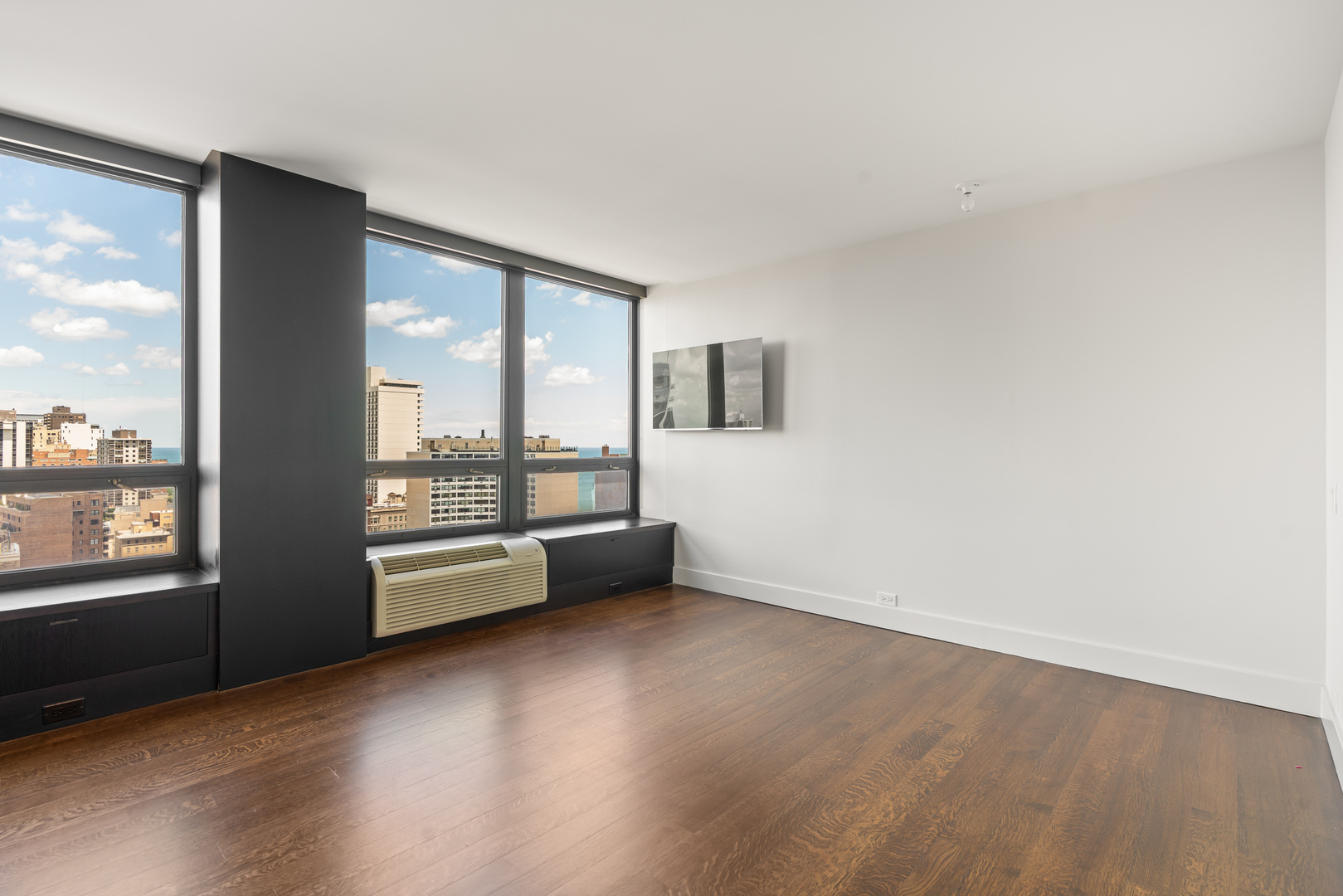 50 E BELLEVUE Place Unit: 2601
