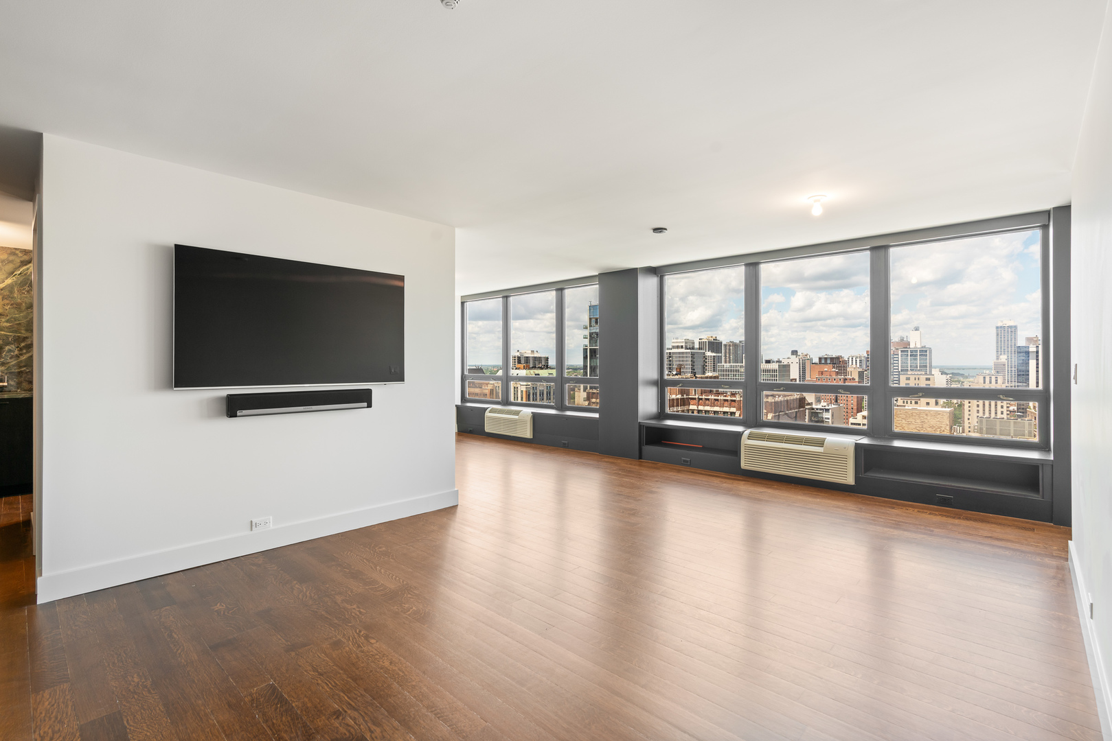 50 E BELLEVUE Place Unit: 2601