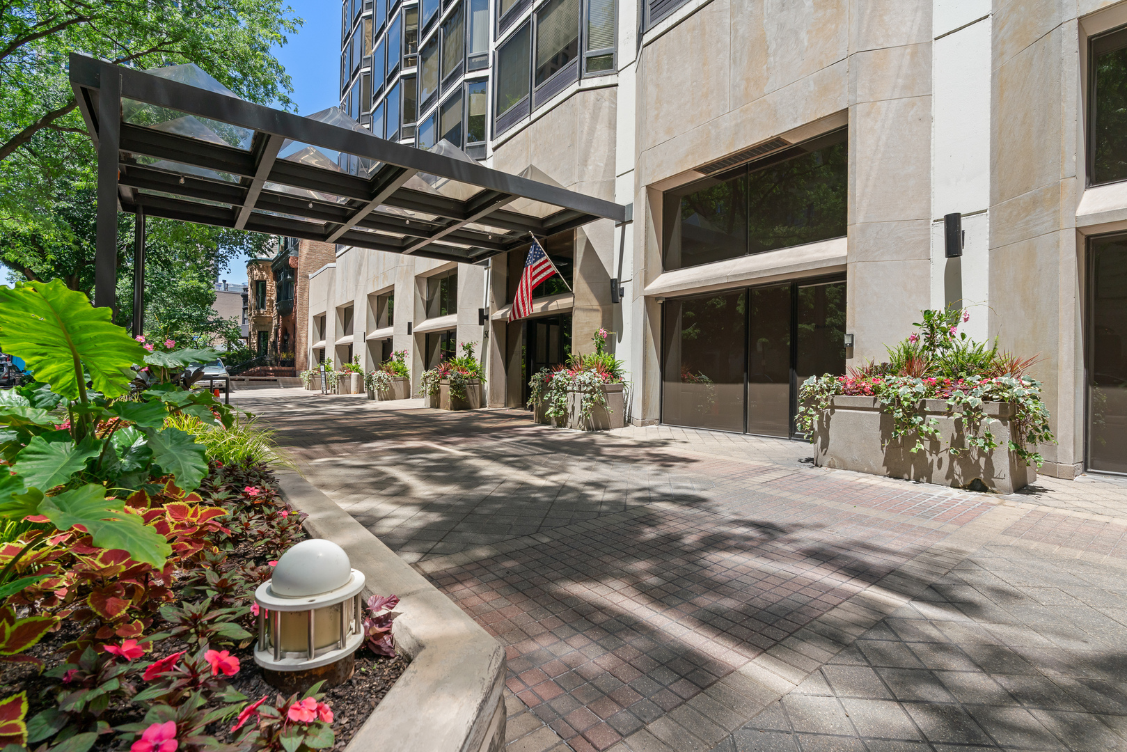 50 E BELLEVUE Place Unit: 2601