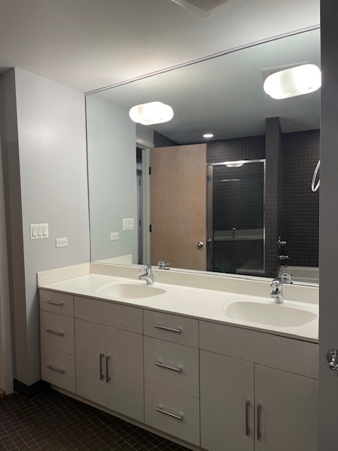 2828 N Talman Avenue Unit: T