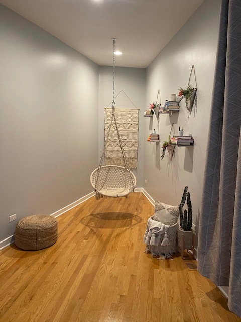 2828 N Talman Avenue Unit: T