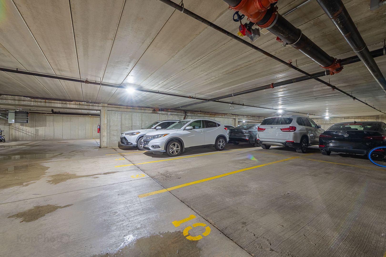 2272 S Archer Avenue Unit: 8E
