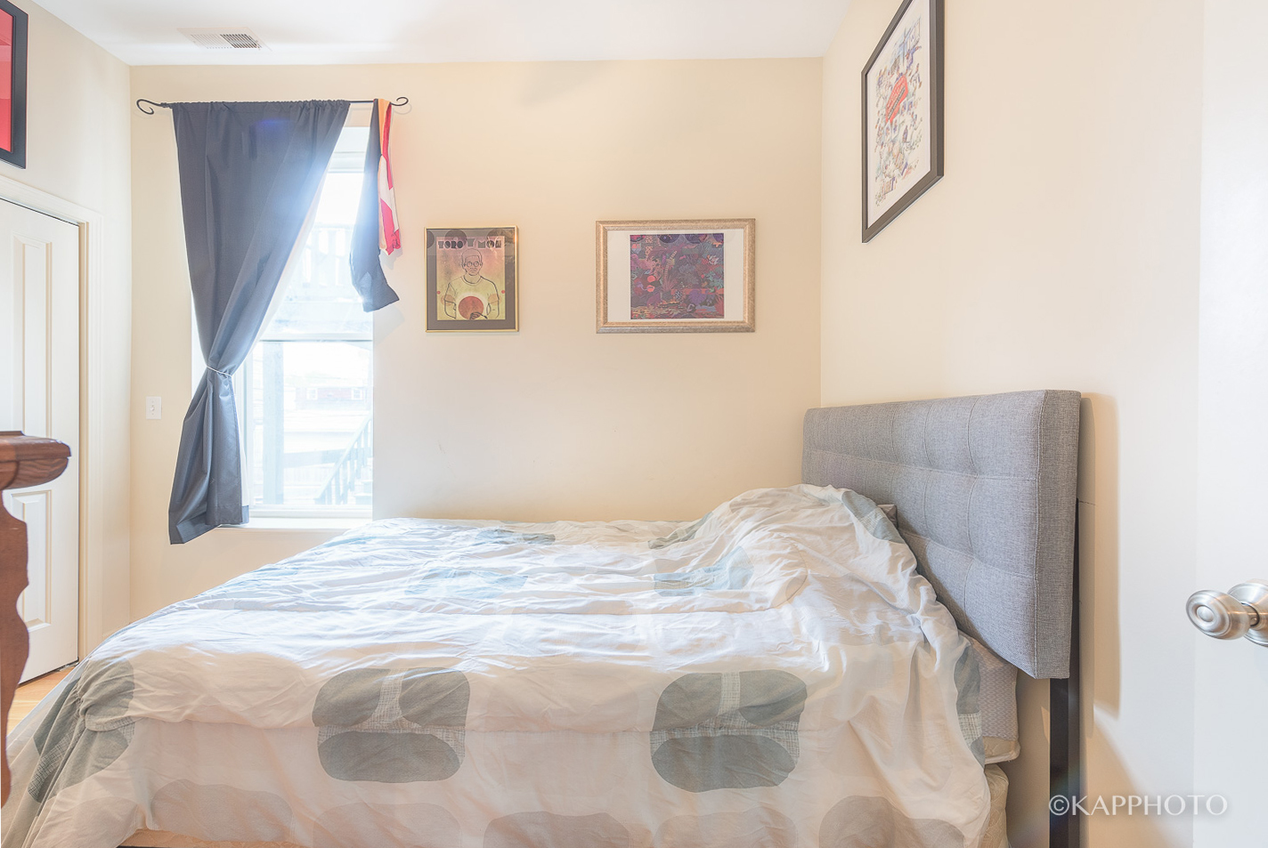 1312 N Artesian Avenue Unit: 1R