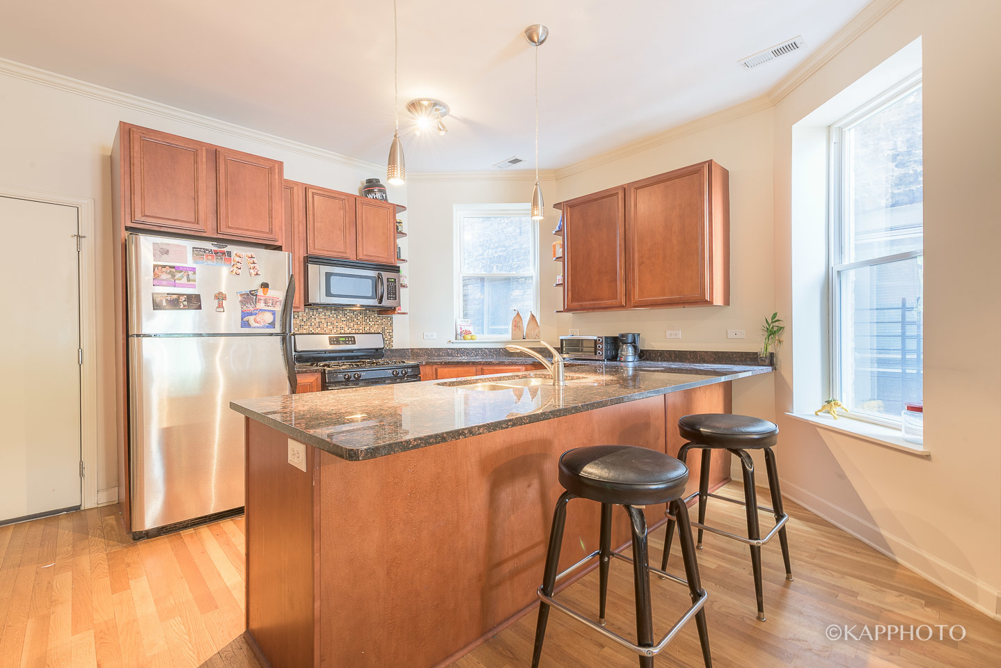 1312 N Artesian Avenue Unit: 1R
