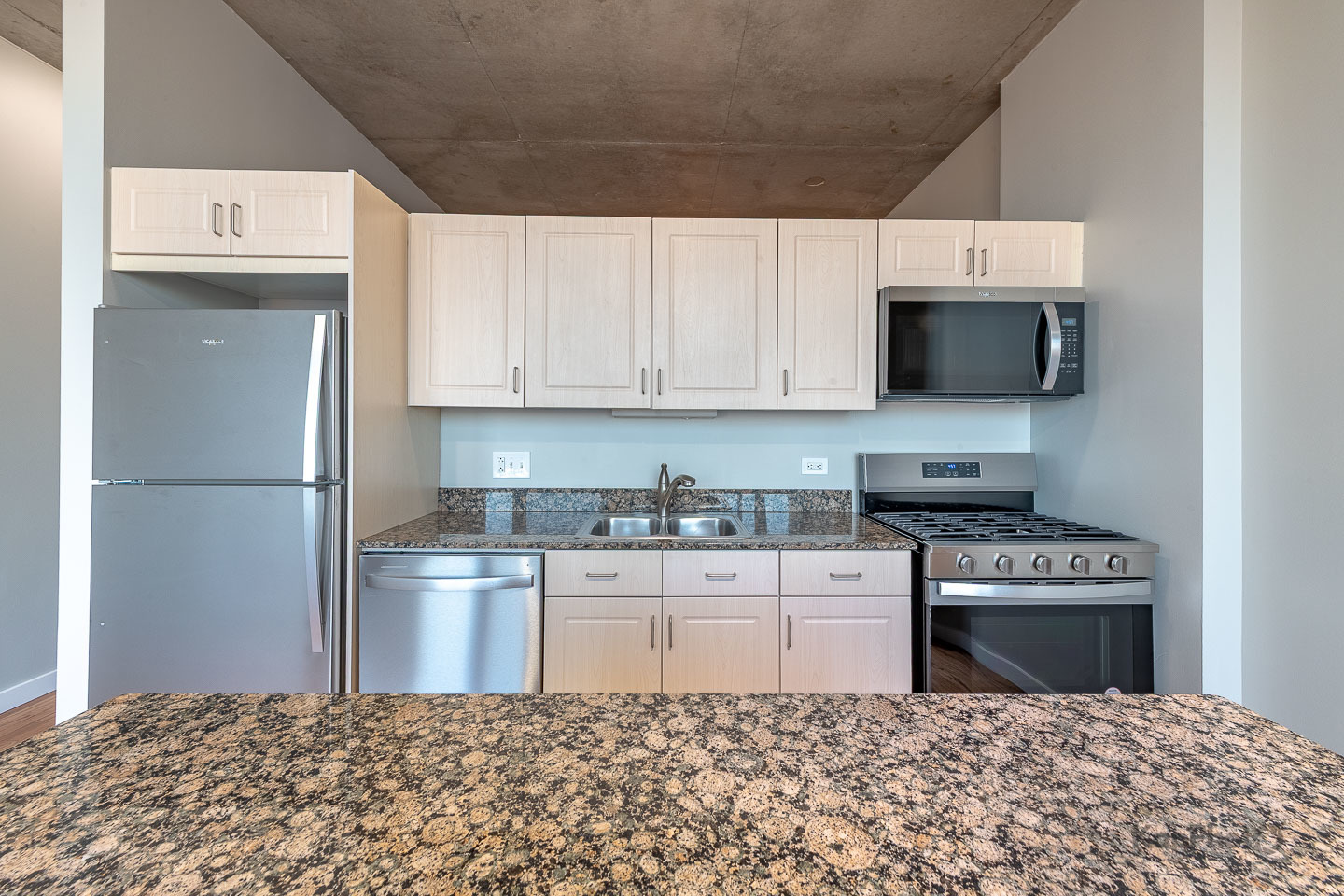 1720 S Michigan Avenue Unit: 2805
