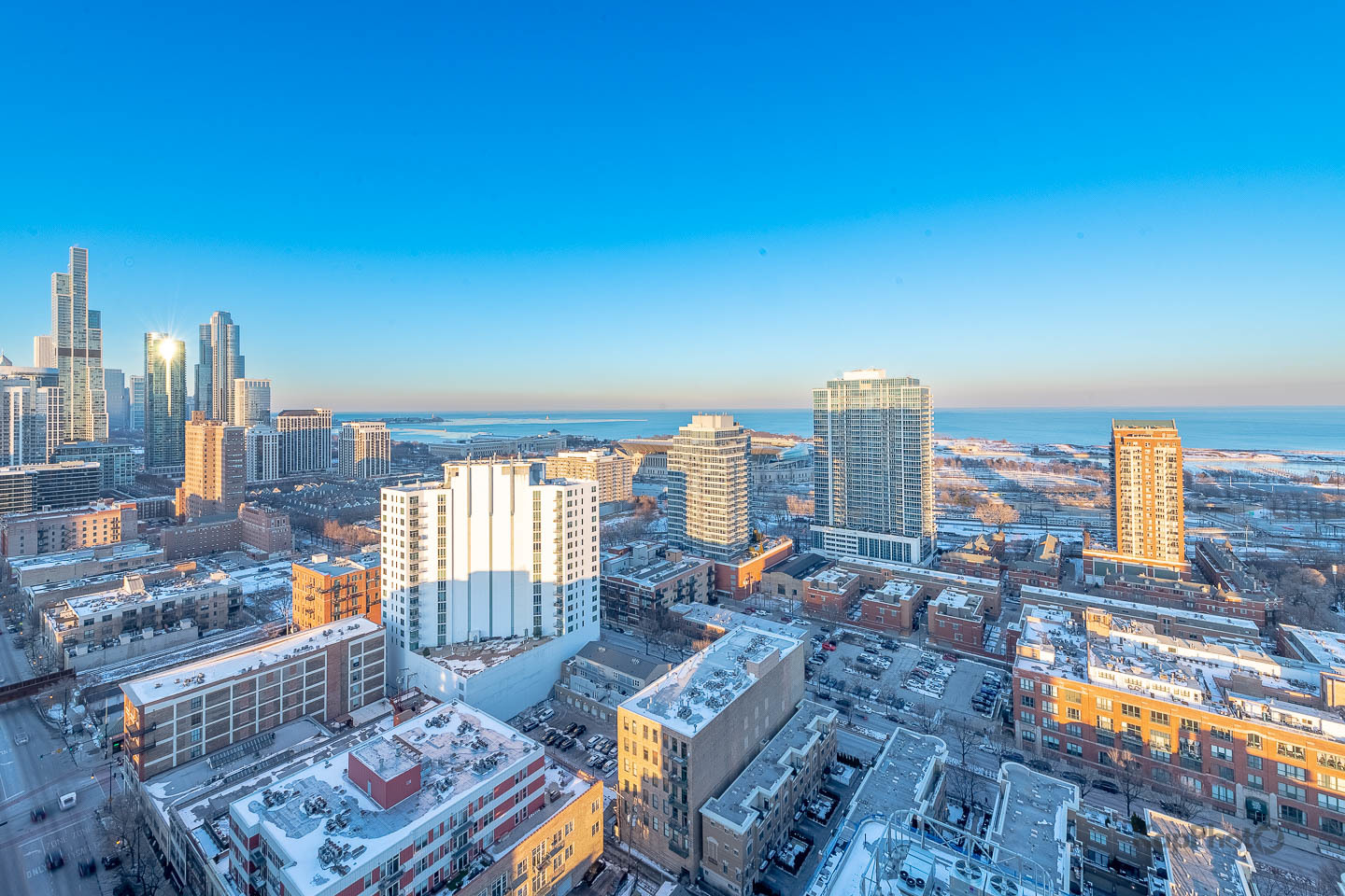 1720 S Michigan Avenue Unit: 2805
