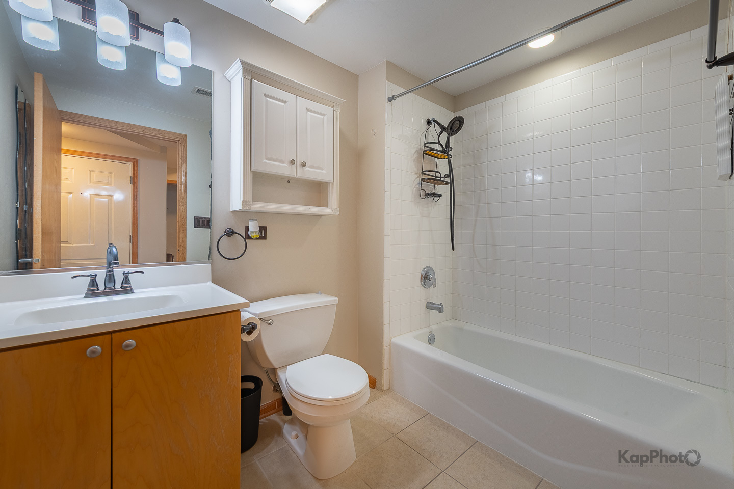 519 S Maplewood Avenue Unit: 1W