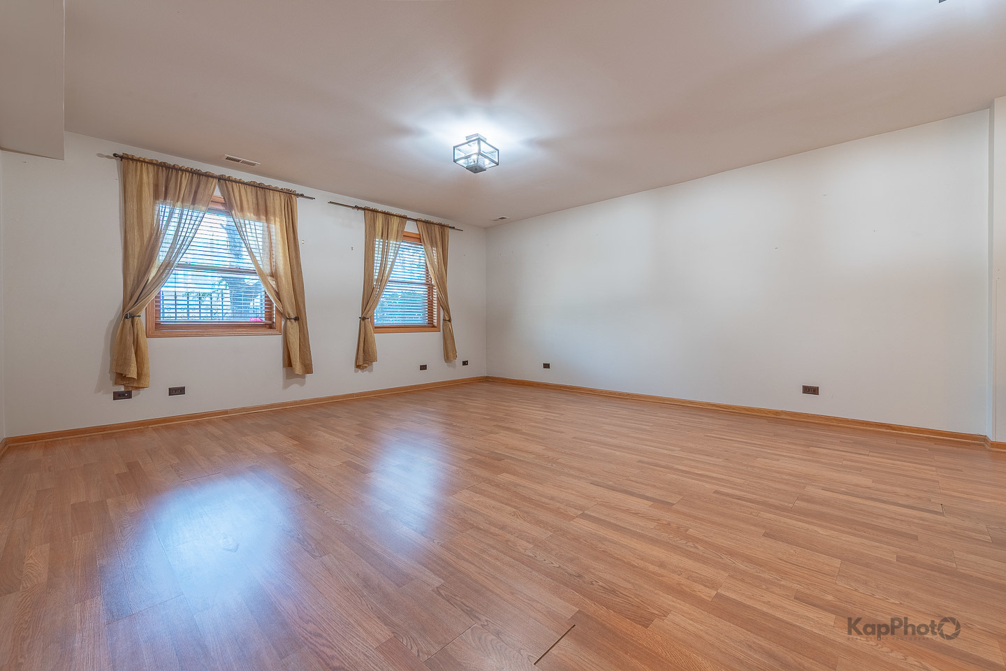 519 S Maplewood Avenue Unit: 1W