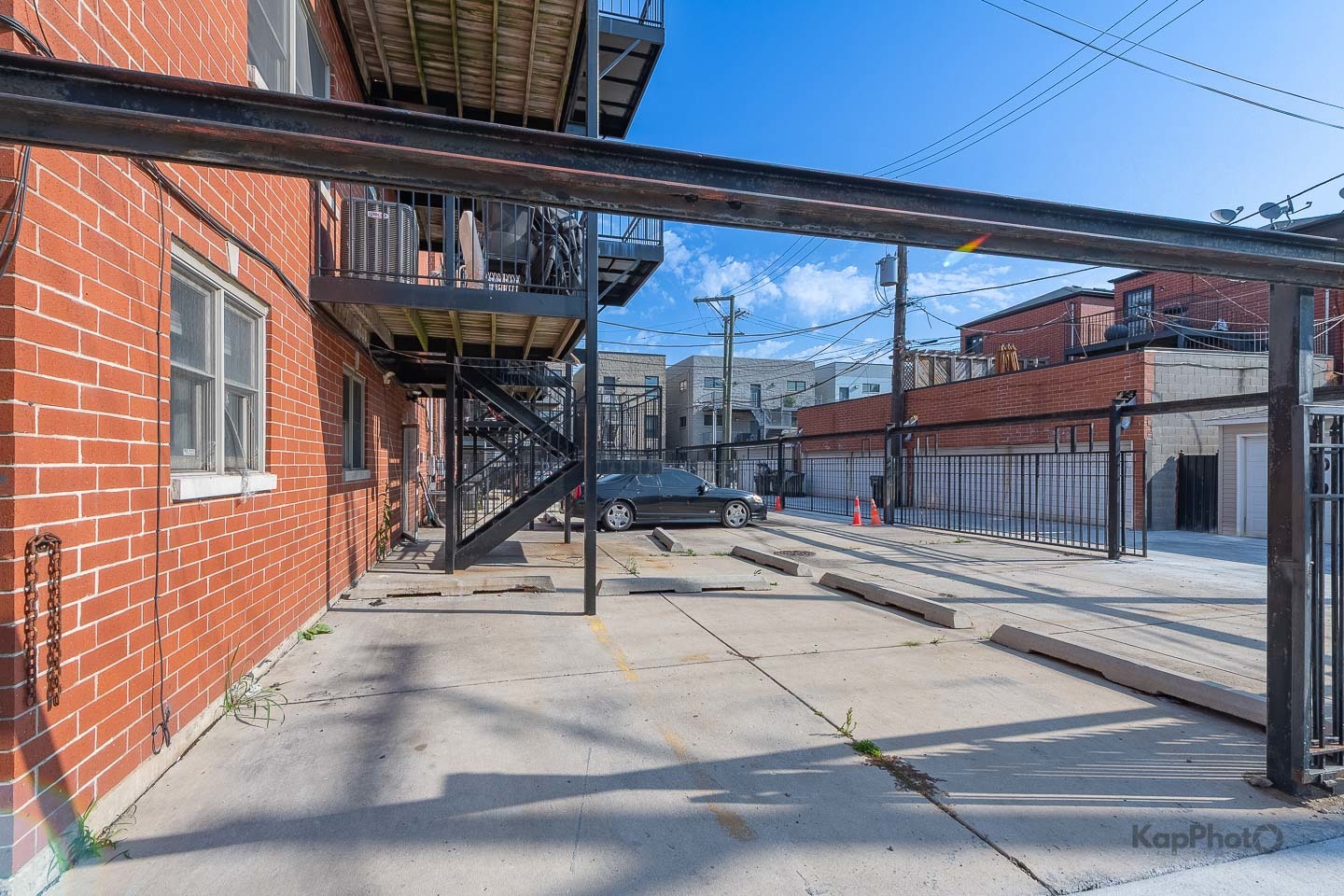 519 S Maplewood Avenue Unit: 1W